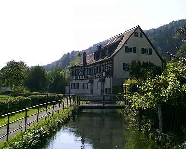 Luftkurort Egloffstein: Fritz-Neumeyer-Haus an der Trubach