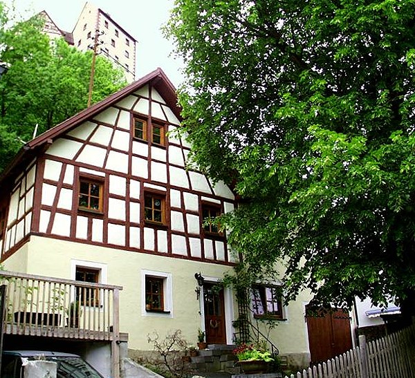 Ferienwohnungen Fränkische Schweiz: Fachwerk- und Ferienhaus "Gögerhaus"